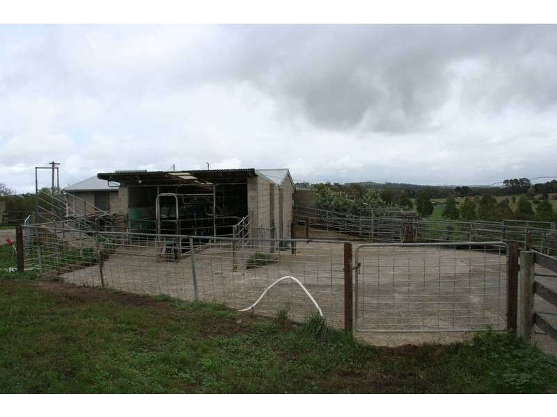 105 McConnell Road, Bunyip North VIC 3815