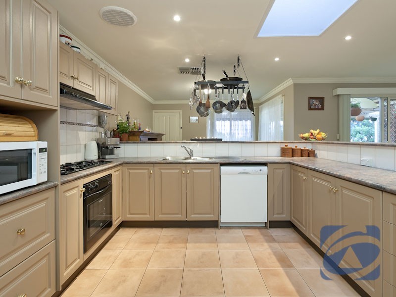 7 Hillrise Court, Pakenham VIC 3810