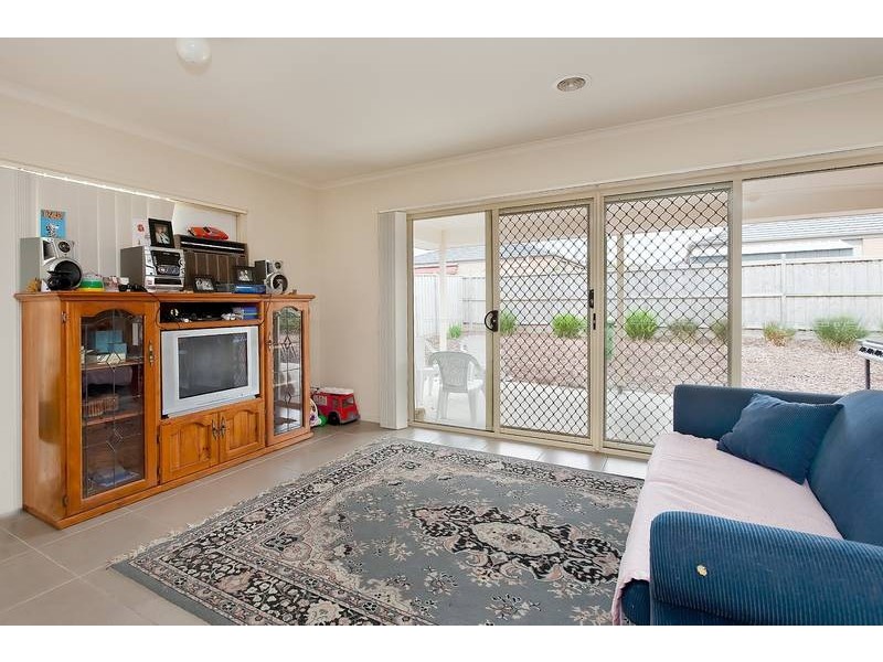 15 Tyrone Avenue, Pakenham VIC 3810