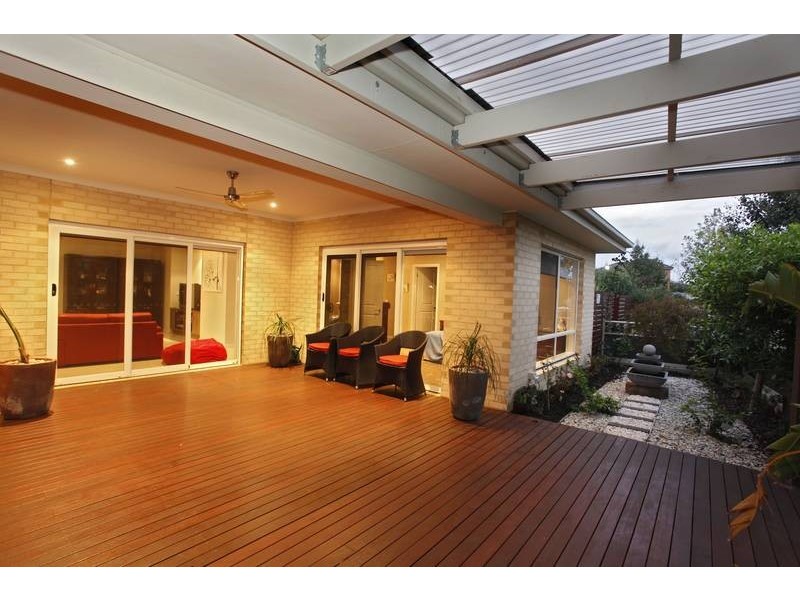 21 Charlotte Pass, Pakenham VIC 3810