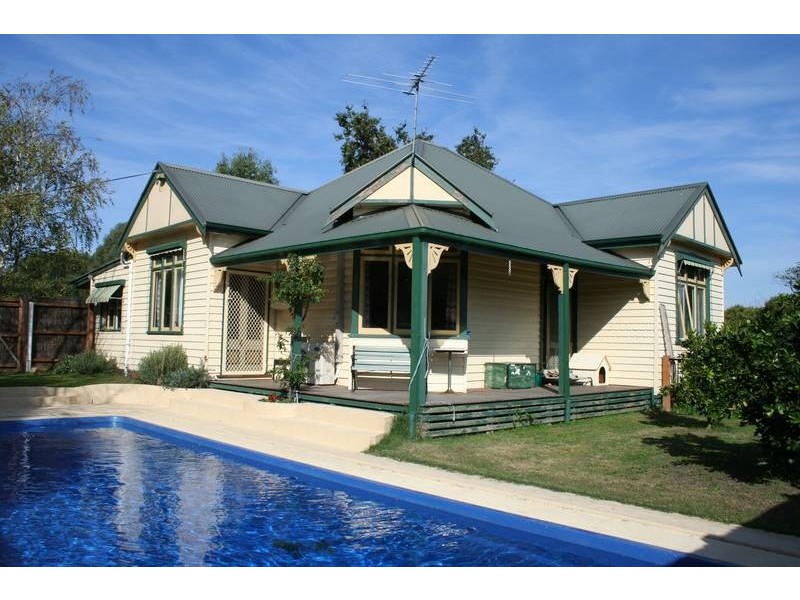 260 Tynong North Road, Tynong North VIC 3813