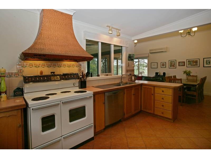 260 Tynong North Road, Tynong North VIC 3813