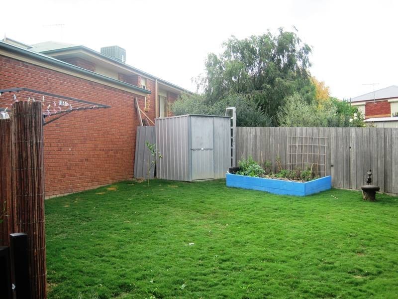 6 Taree Close, Pakenham VIC 3810