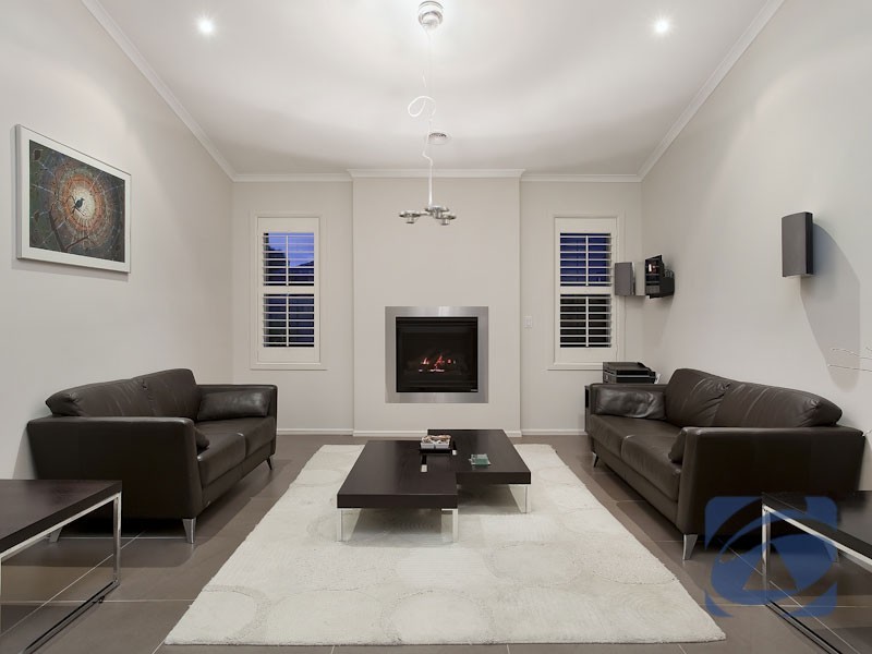 3 McAuley Ave, Pakenham VIC 3810