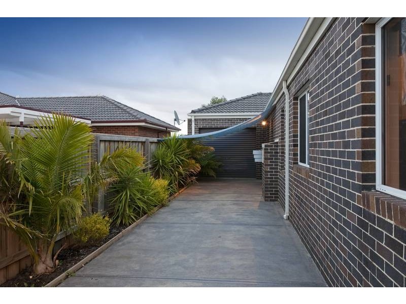 3 McAuley Ave, Pakenham VIC 3810