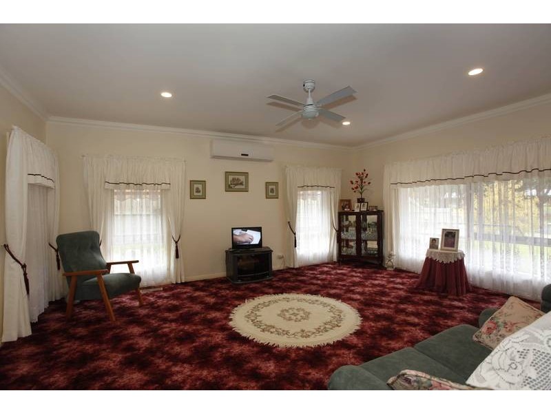 63 Hope Street, Bunyip VIC 3815