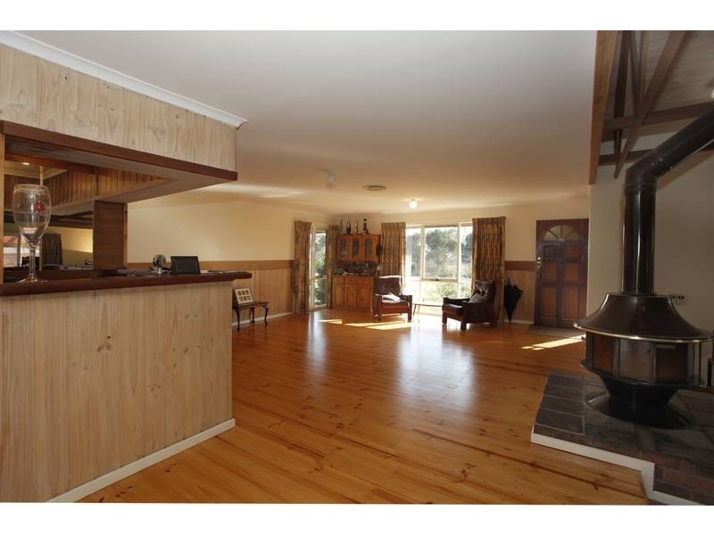 37 Mulcare St, Nar Nar Goon VIC 3812