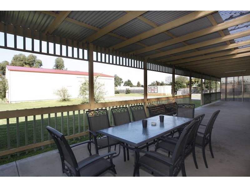 37 Mulcare St, Nar Nar Goon VIC 3812