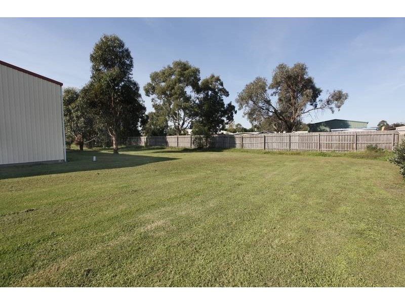 37 Mulcare St, Nar Nar Goon VIC 3812