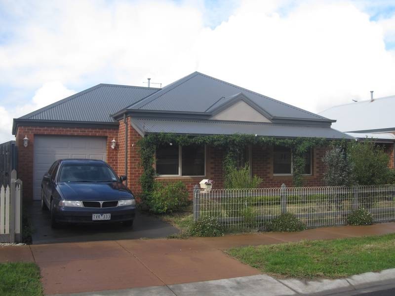 36 Stringybark Circuit, Pakenham VIC 3810