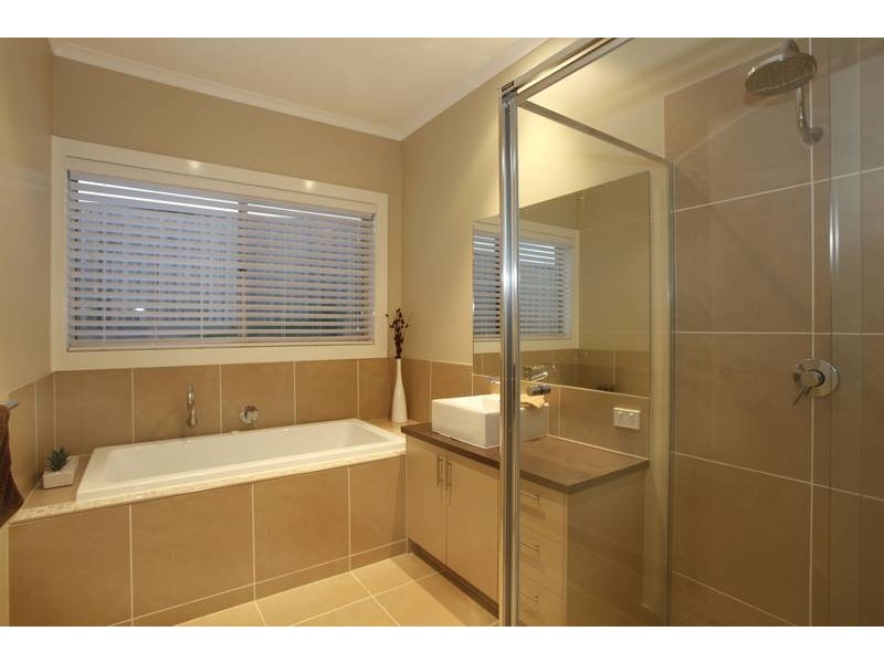 53 Jefferson Road, Garfield VIC 3814