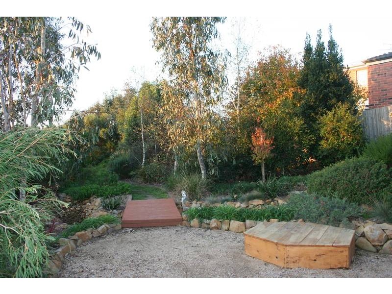 53 Highland Drive, Pakenham VIC 3810