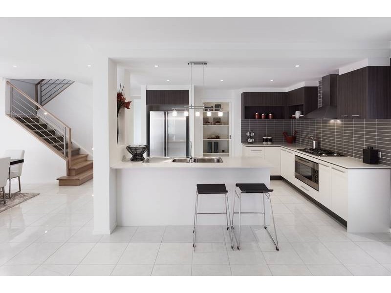 27 Kooyong Close, Officer VIC 3809