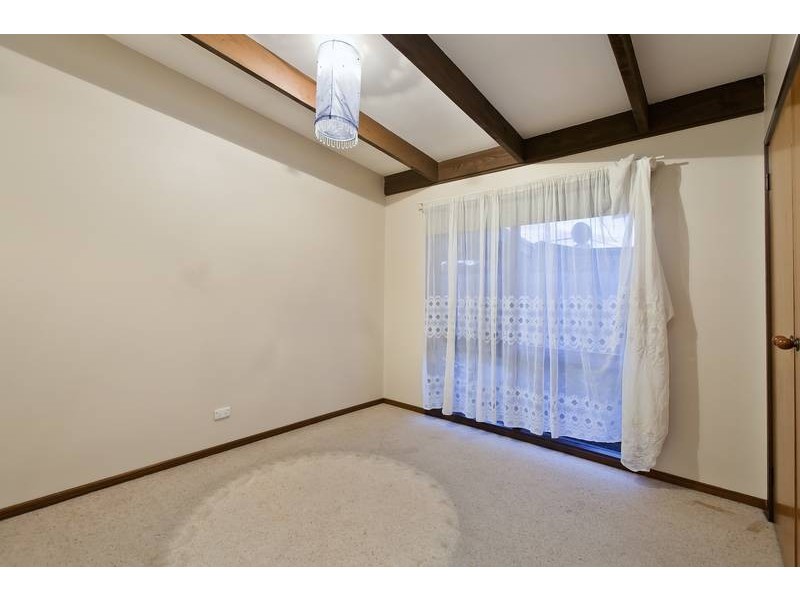 27 Kingston Avenue, Pakenham VIC 3810