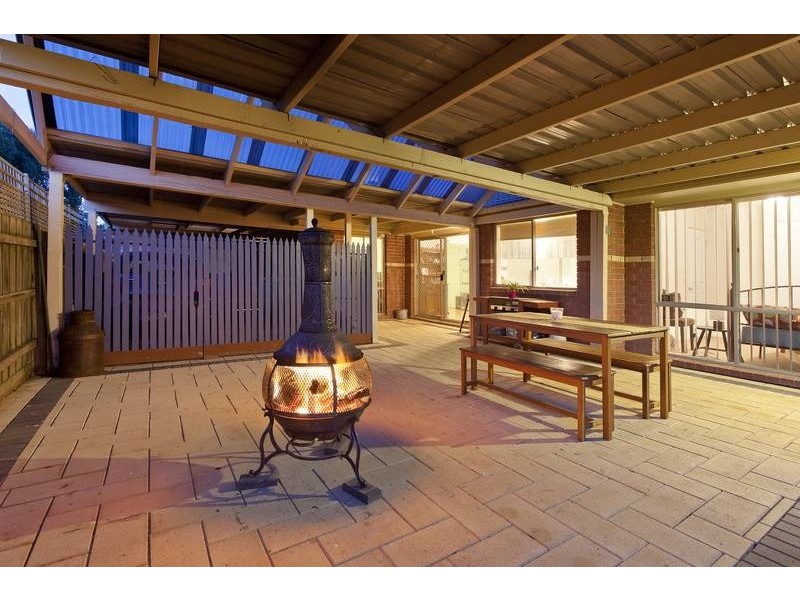46 Simon Drive, Pakenham VIC 3810