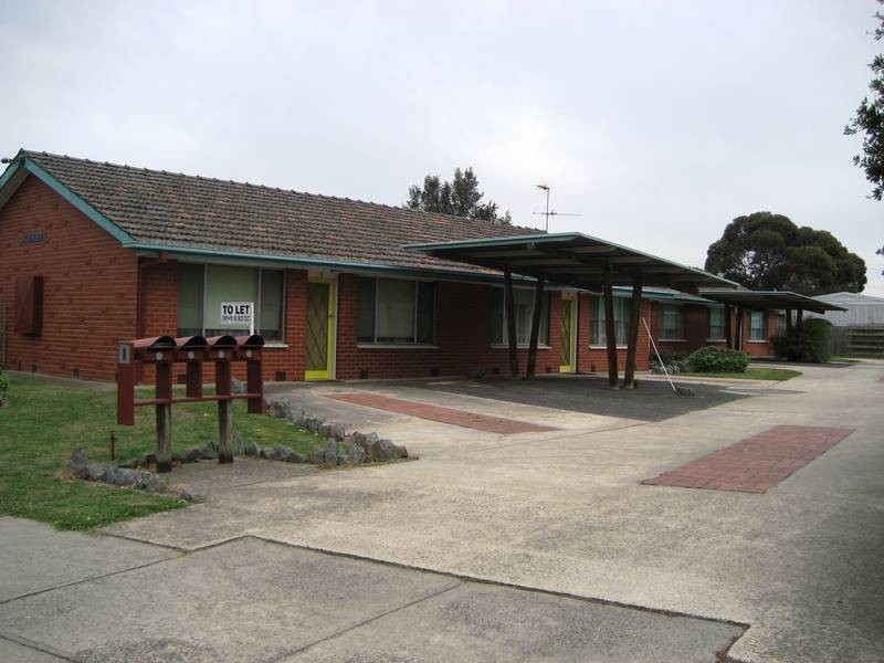 1/1 Charles Street, Pakenham VIC 3810