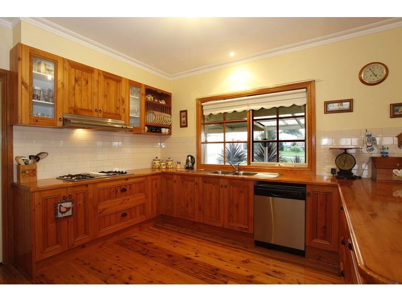 7 Silky Oak Court, Garfield VIC 3814