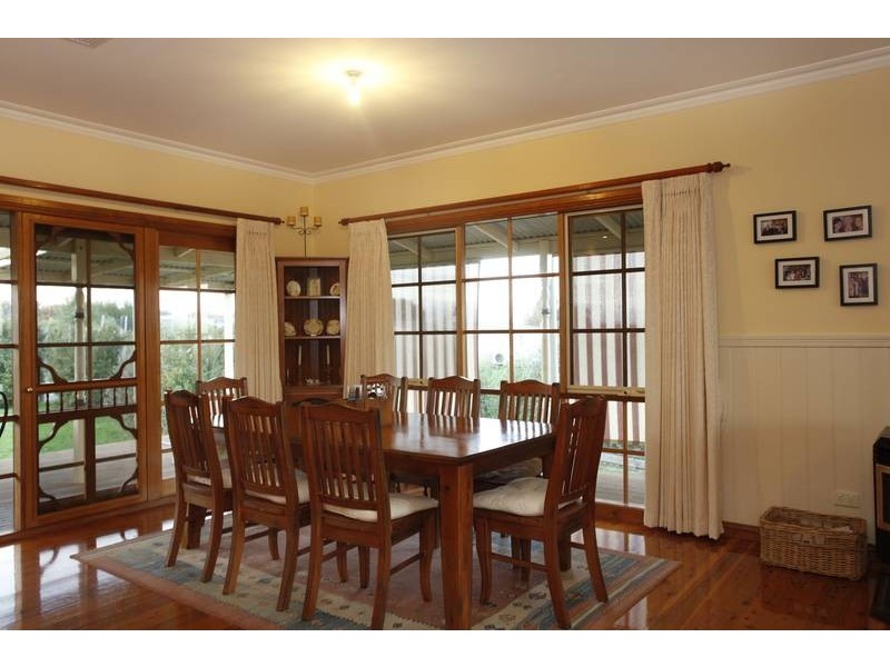 7 Silky Oak Court, Garfield VIC 3814