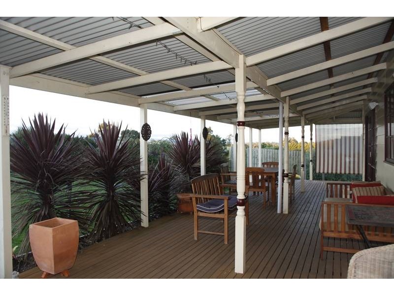 7 Silky Oak Court, Garfield VIC 3814