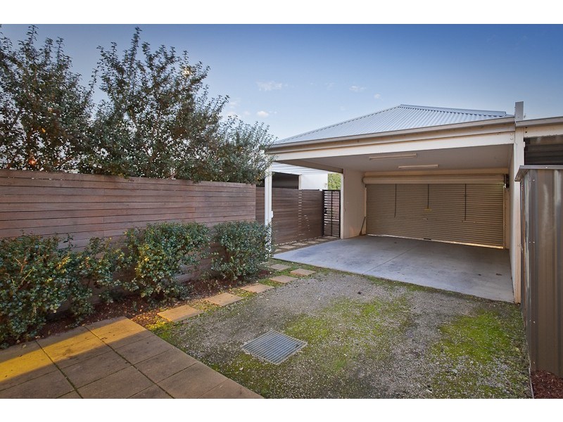 5/2 The Entrance, Pakenham VIC 3810