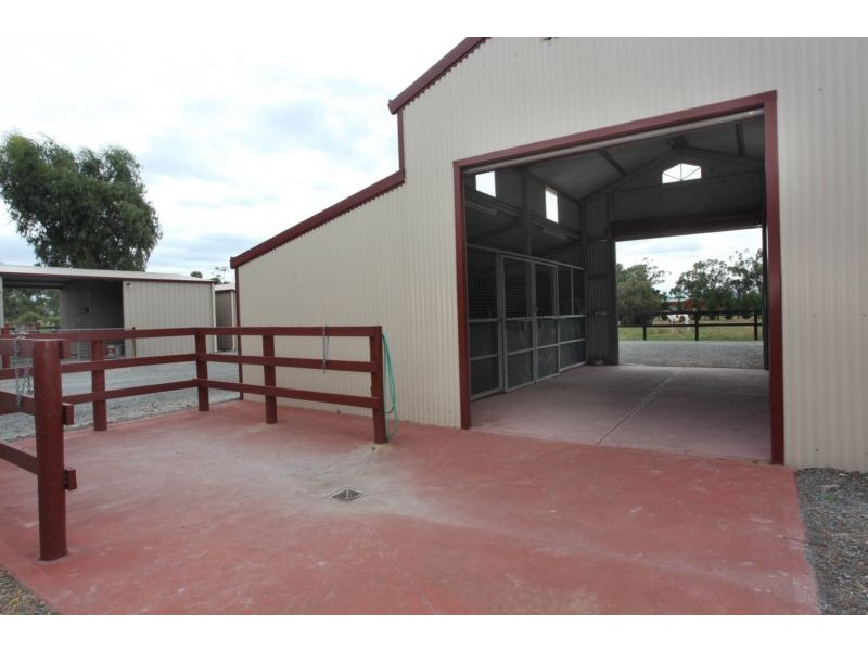 120 Sand Road, Longwarry VIC 3816