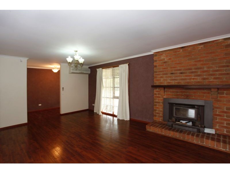 8 Latta Road, Nar Nar Goon VIC 3812