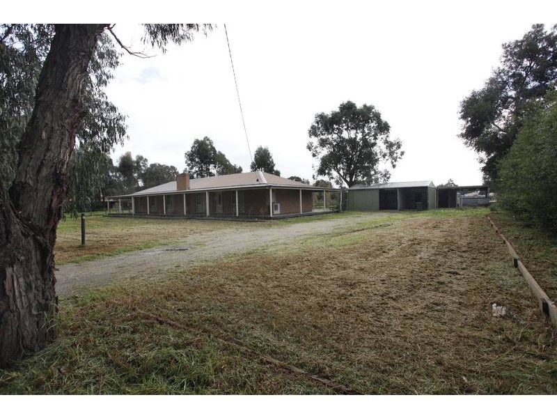8. Latta Road, Nar Nar Goon VIC 3812