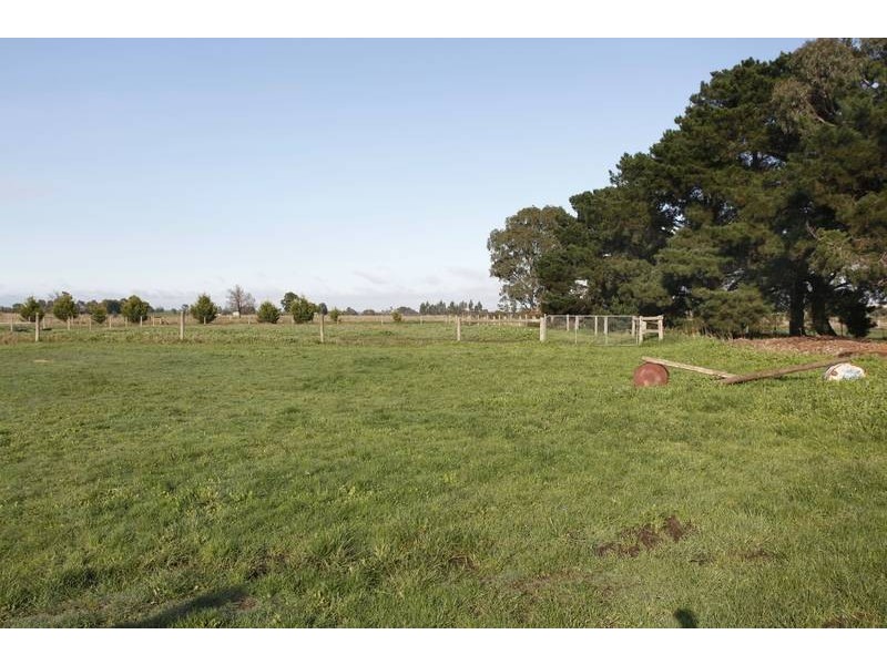 15 Latta Road, Nar Nar Goon VIC 3812