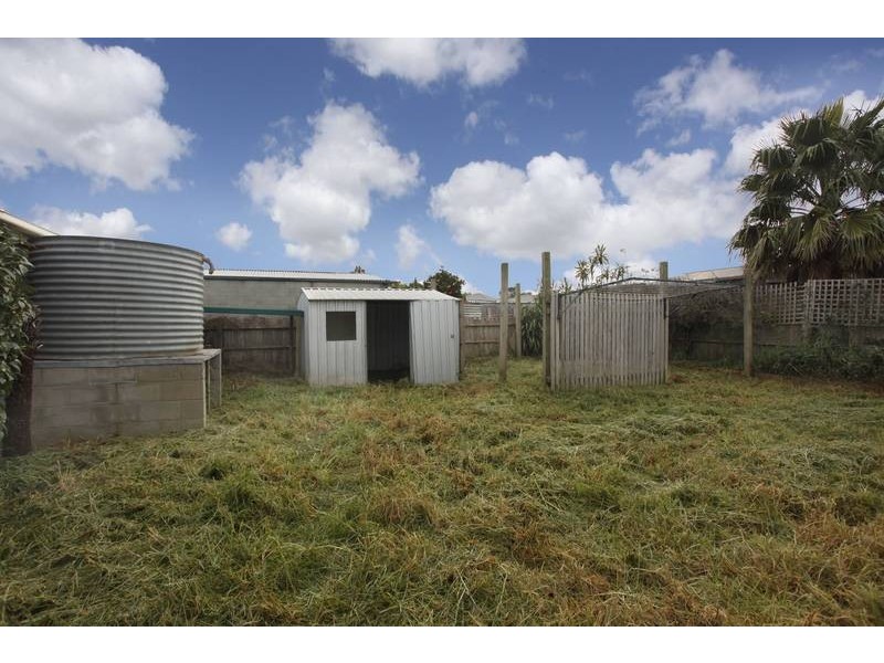 25 Sybella Avenue, Koo Wee Rup VIC 3981