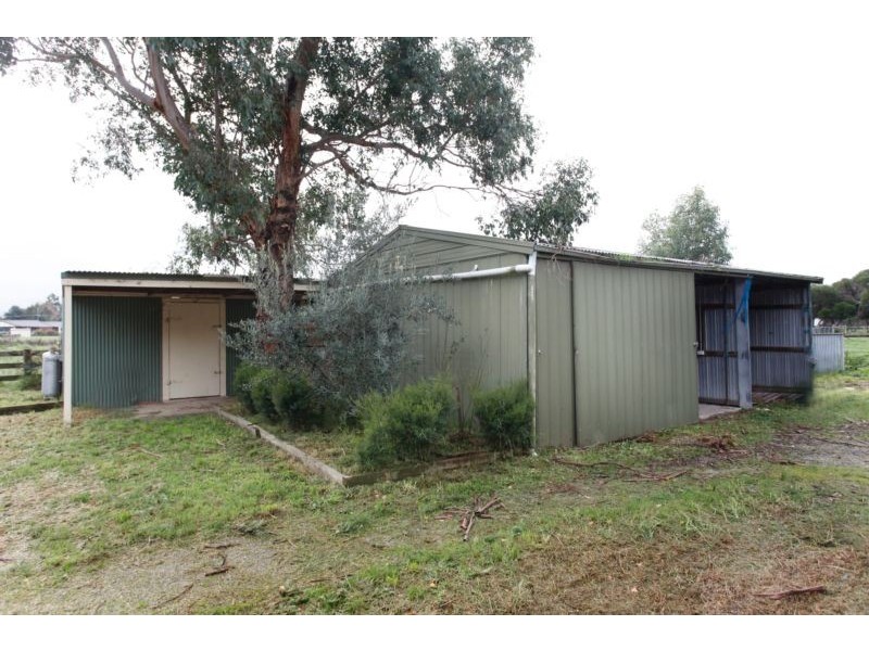 8. Latta Road, Nar Nar Goon VIC 3812