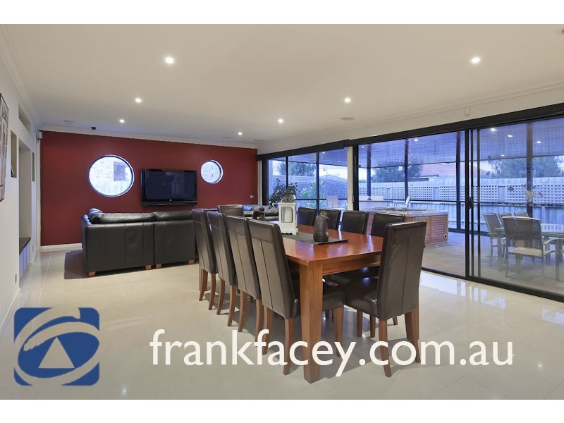 59 Storey Drive, Pakenham VIC 3810