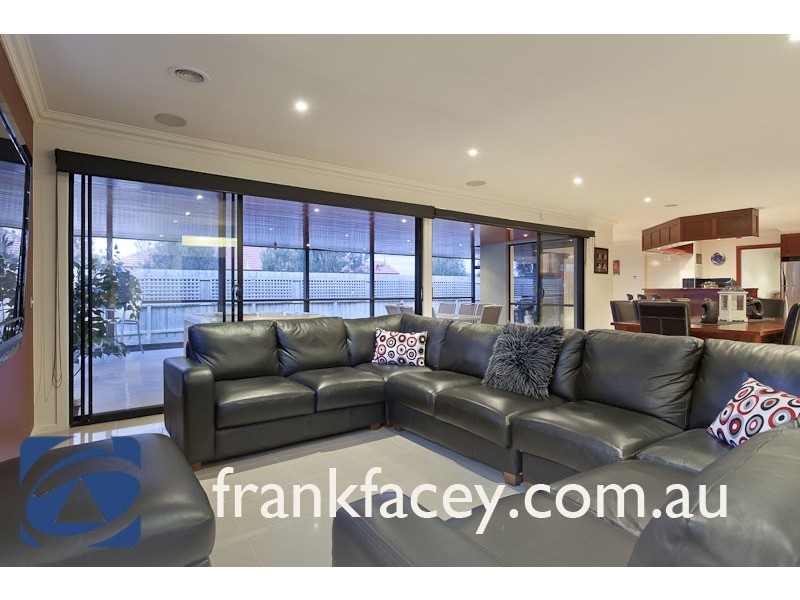 59 Storey Drive, Pakenham VIC 3810