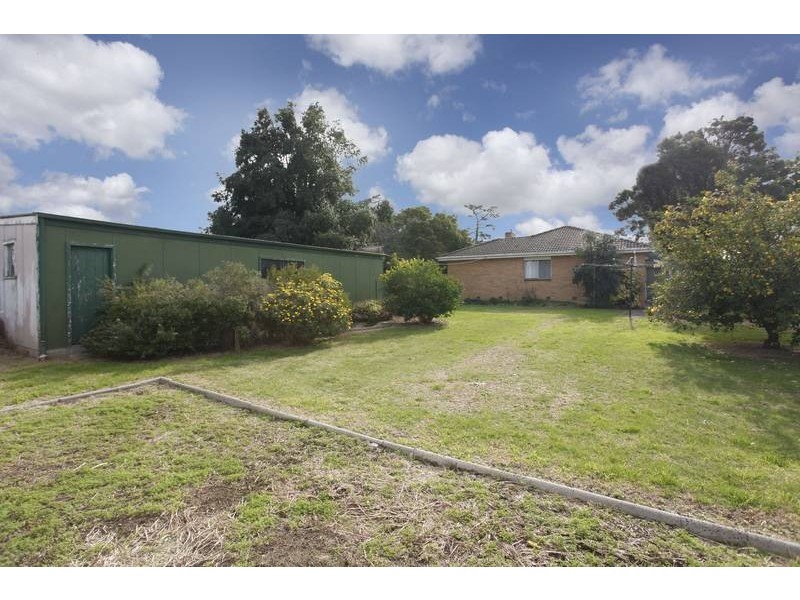 75 Princes Highway, Pakenham VIC 3810