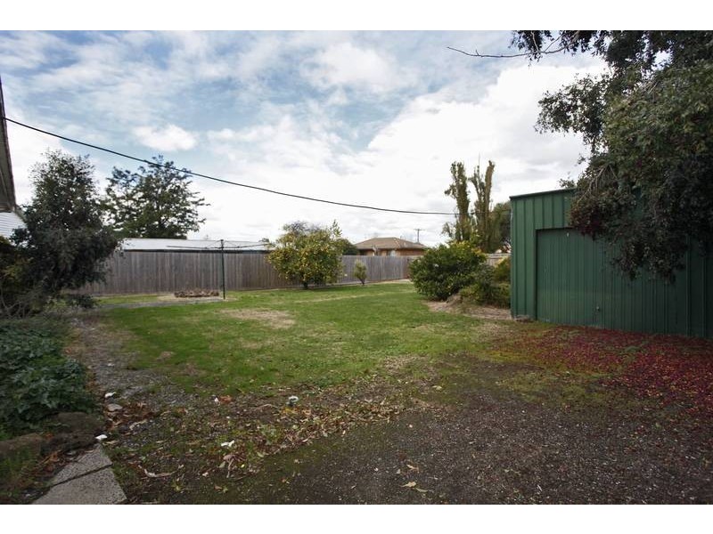 75 Princes Highway, Pakenham VIC 3810