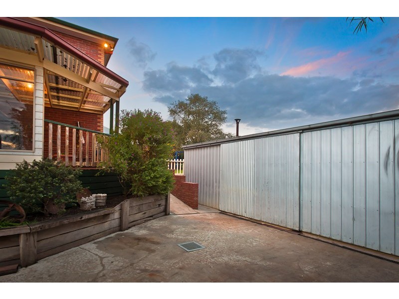 12 Andrew Court, Pakenham VIC 3810