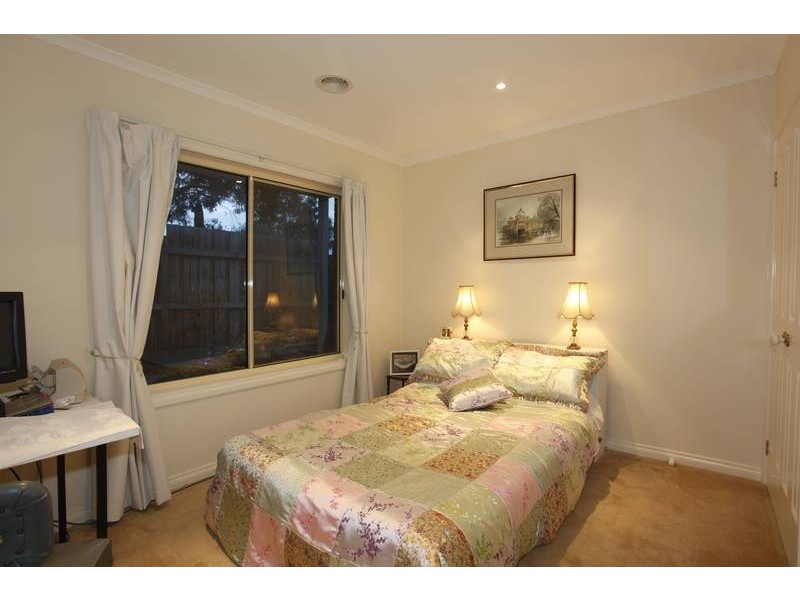 2/13 Gregory Court, Pakenham VIC 3810