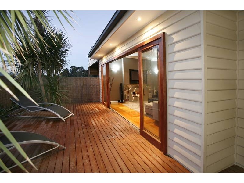 48 Pakenham Road, Pakenham VIC 3810