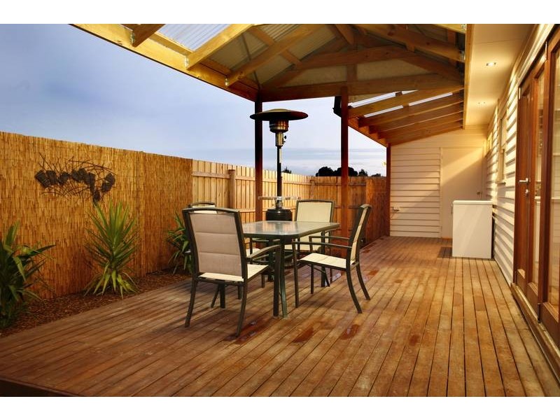 48 Pakenham Road, Pakenham VIC 3810