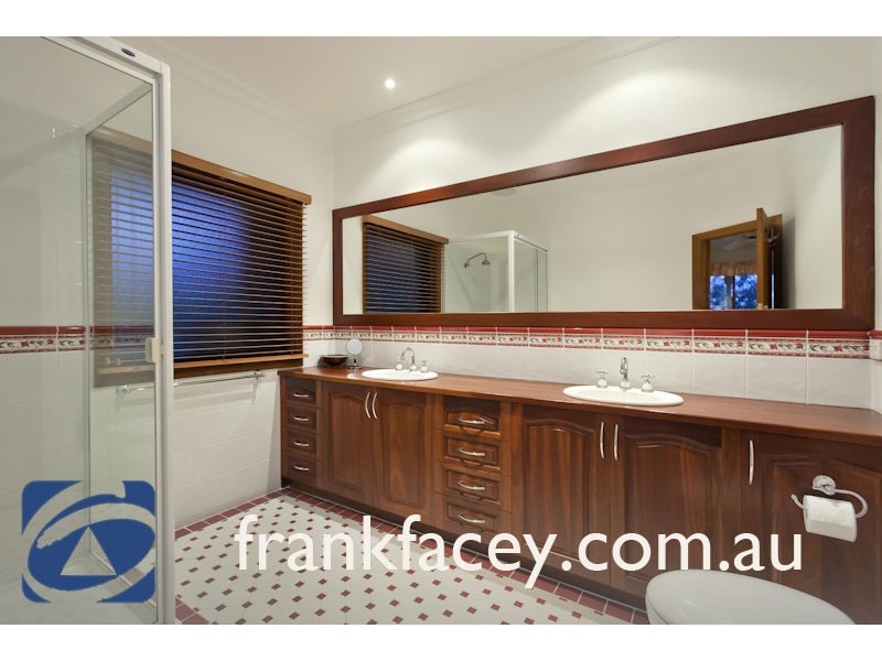 52 Mortimer Road, Maryknoll VIC 3812