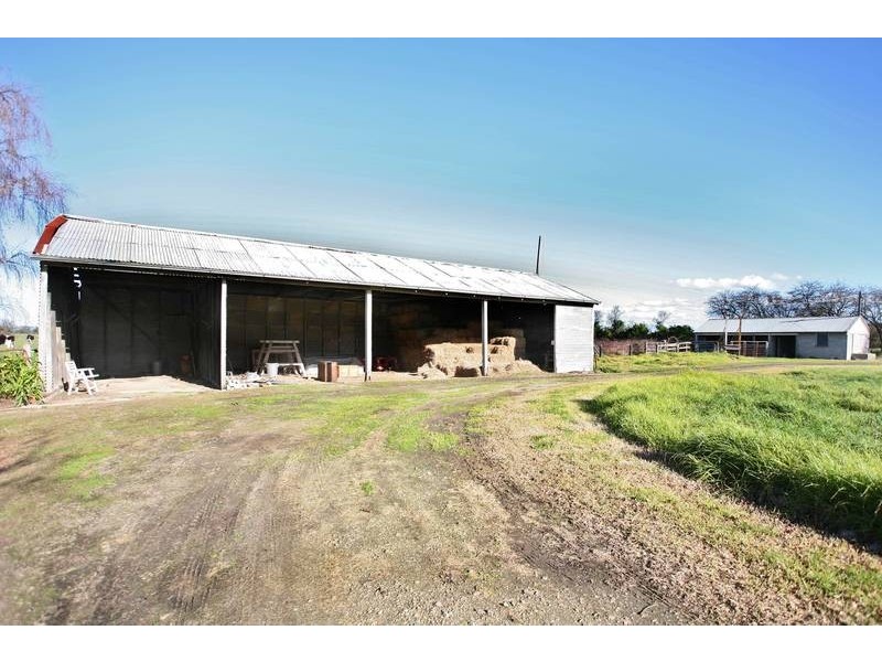 2130 Main Drain Road, Iona VIC 3815