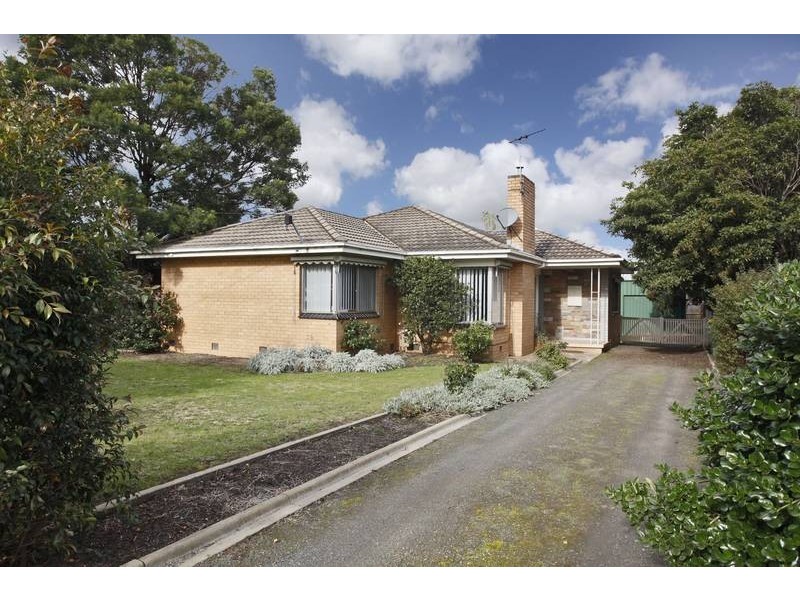 75 Princes Highway, Pakenham VIC 3810