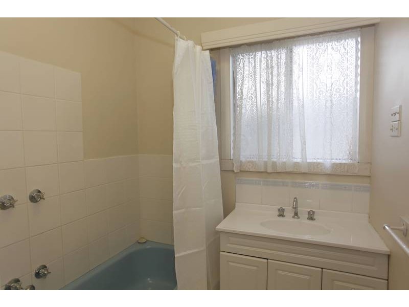 75 Princes Highway, Pakenham VIC 3810