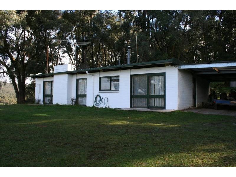 515 Garfield North Road, Garfield North VIC 3814