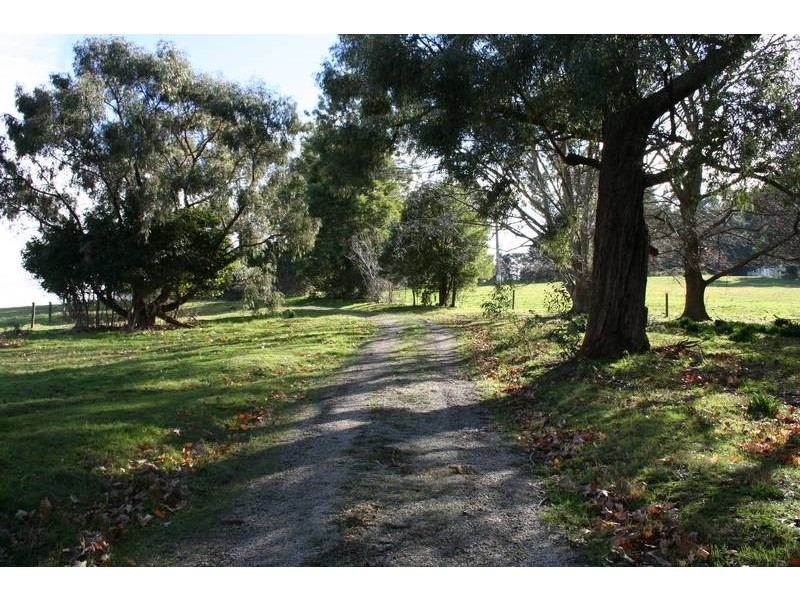 515 Garfield North Road, Garfield North VIC 3814