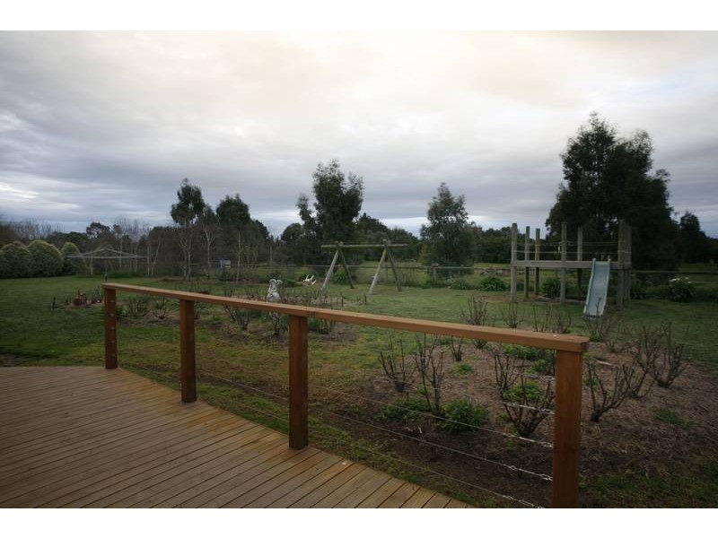 3 Fairway Court, Pakenham VIC 3810