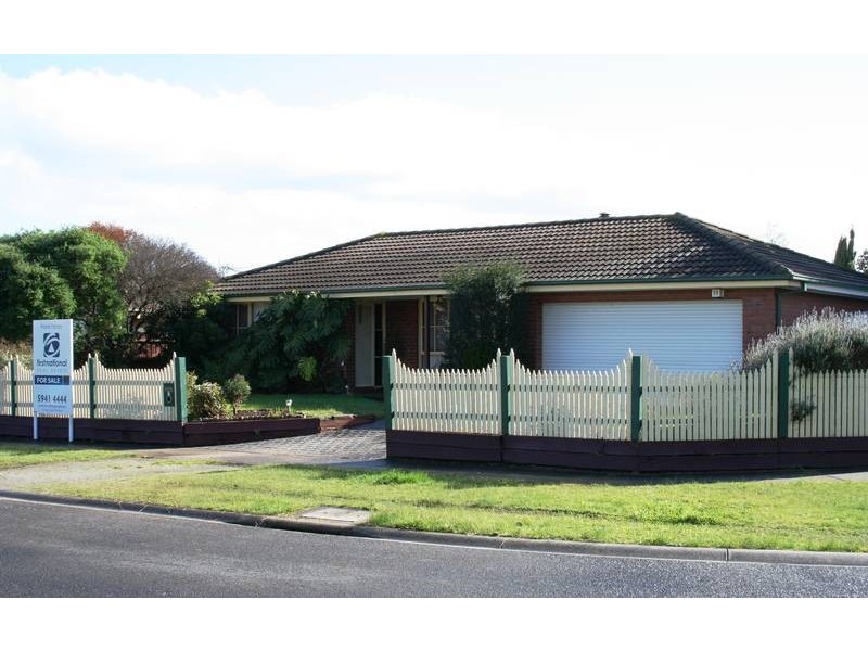 7 Marson Court, Pakenham VIC 3810