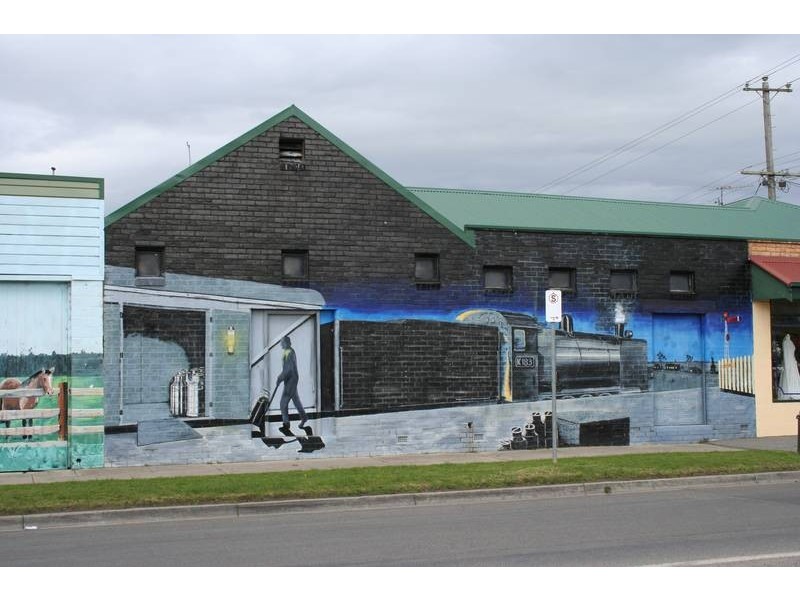 13 Mulcare Street, Nar Nar Goon VIC 3812