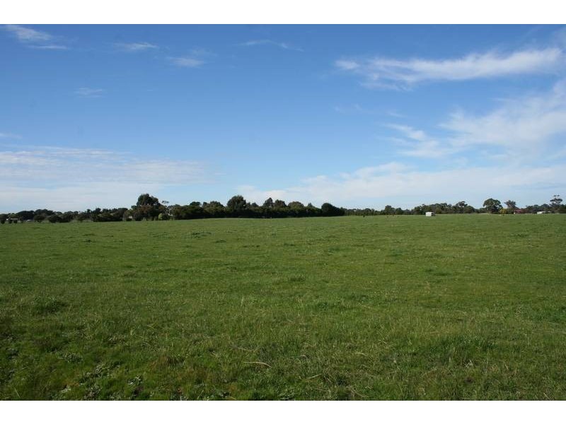 740 Main Drain Road North, Koo Wee Rup North VIC 3981