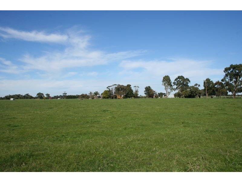 740 Main Drain Road North, Koo Wee Rup North VIC 3981