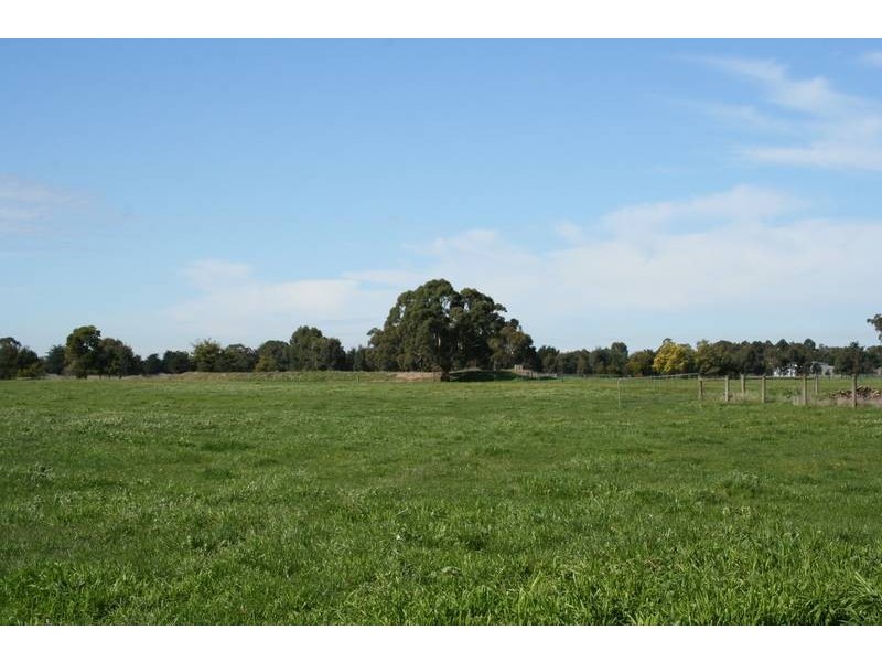 740 Main Drain Road North, Koo Wee Rup North VIC 3981